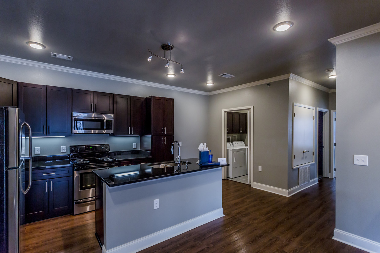 Residences at Harbor Town 
